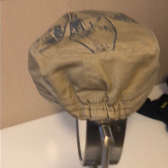 Hat - Picture 3 of 3